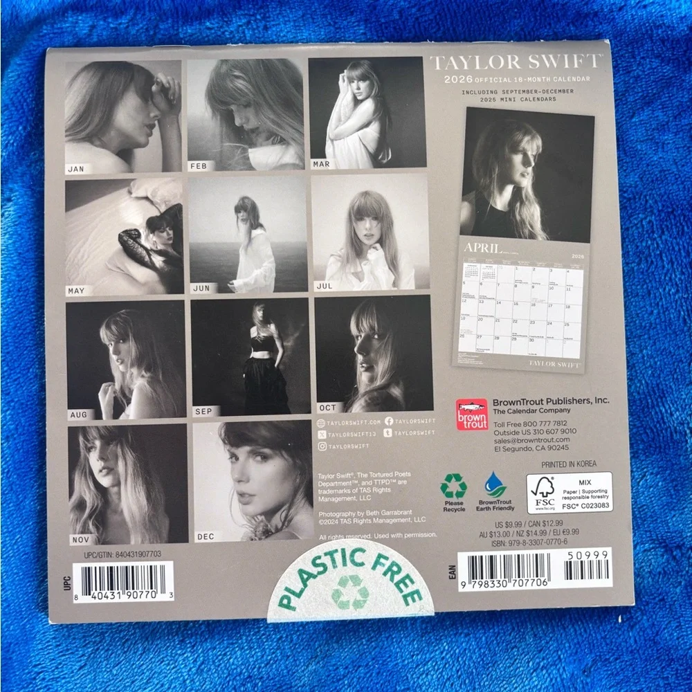 Taylor Swift 2026 Official 16-Month Calendar - Black and White
